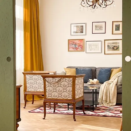 Turnkey I Vintage Terrace * Prague