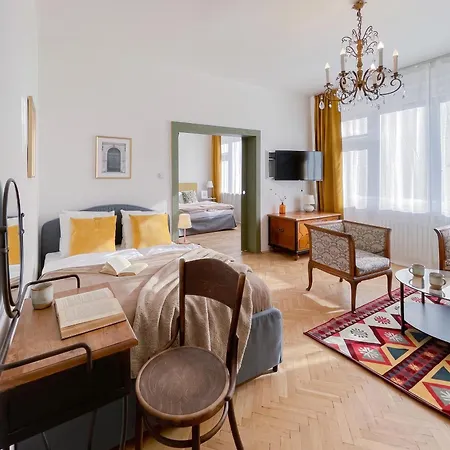 Turnkey I Vintage Terrace * Prague