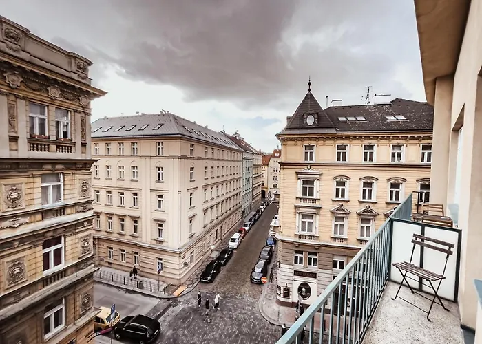 Turnkey I Vintage Terrace Prague